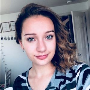 Meet your Posher, Oceana